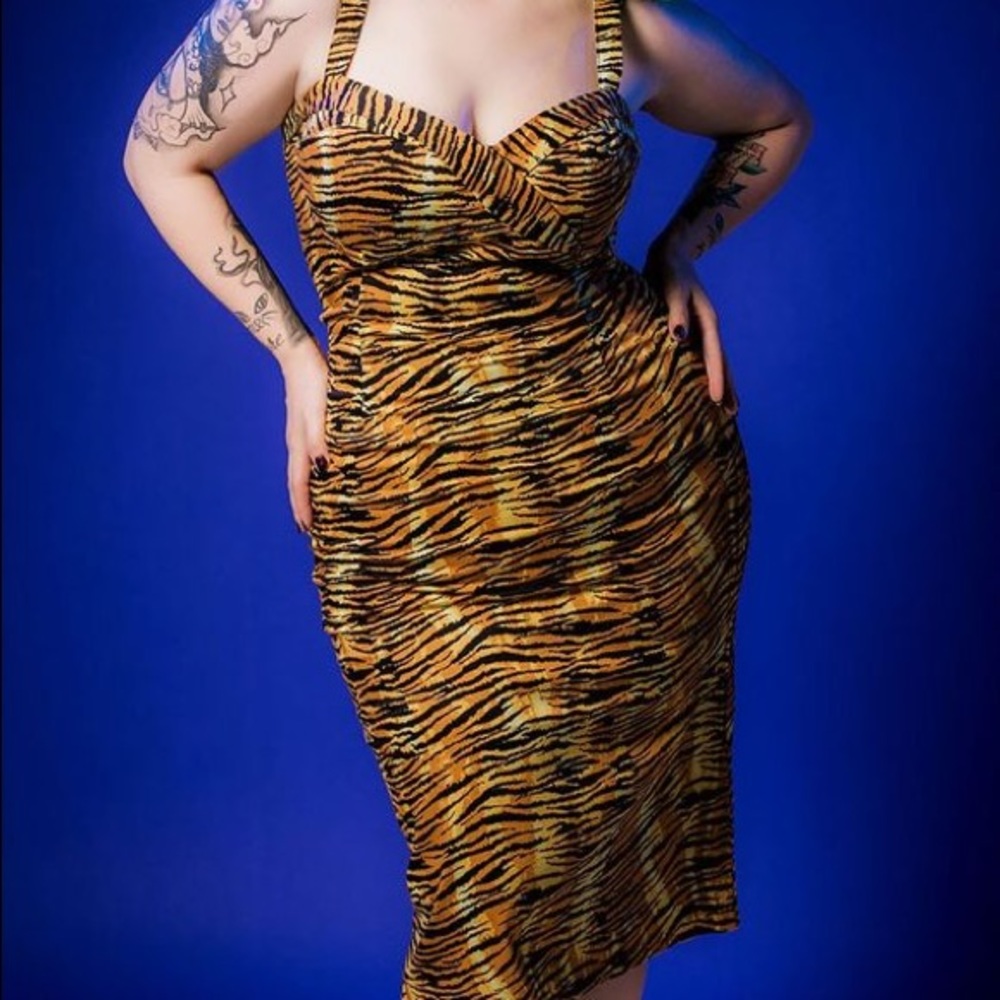 Deadly Dames Vintage Pinup 1950s Style Wiggle Dress Tiger Print 4X